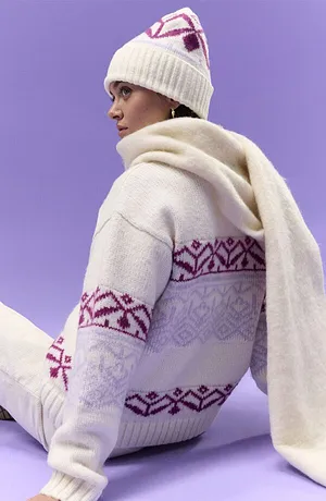 Dame - Oversized genser med moderne koftemønster - perlehvit mønstret