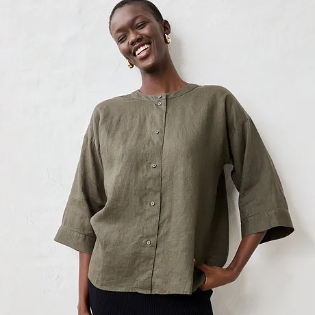 Dame - Oversized bluse i lin - mørk oliven