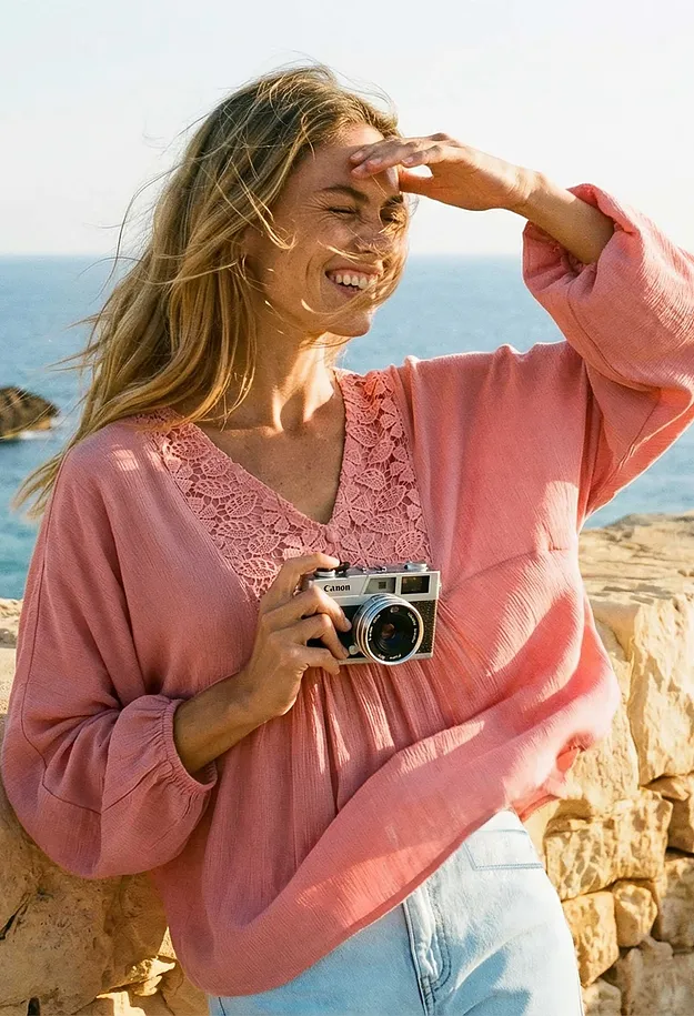 Trendy - Tunikabluse av fin viskose - pudderbrun