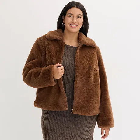 Myk, brun fuskepelsjakke.