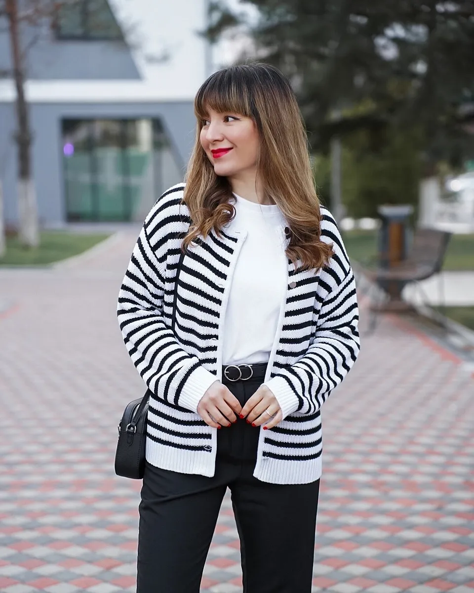 Dame - Mote - Gensere & strikkejakker - Strikkejakker