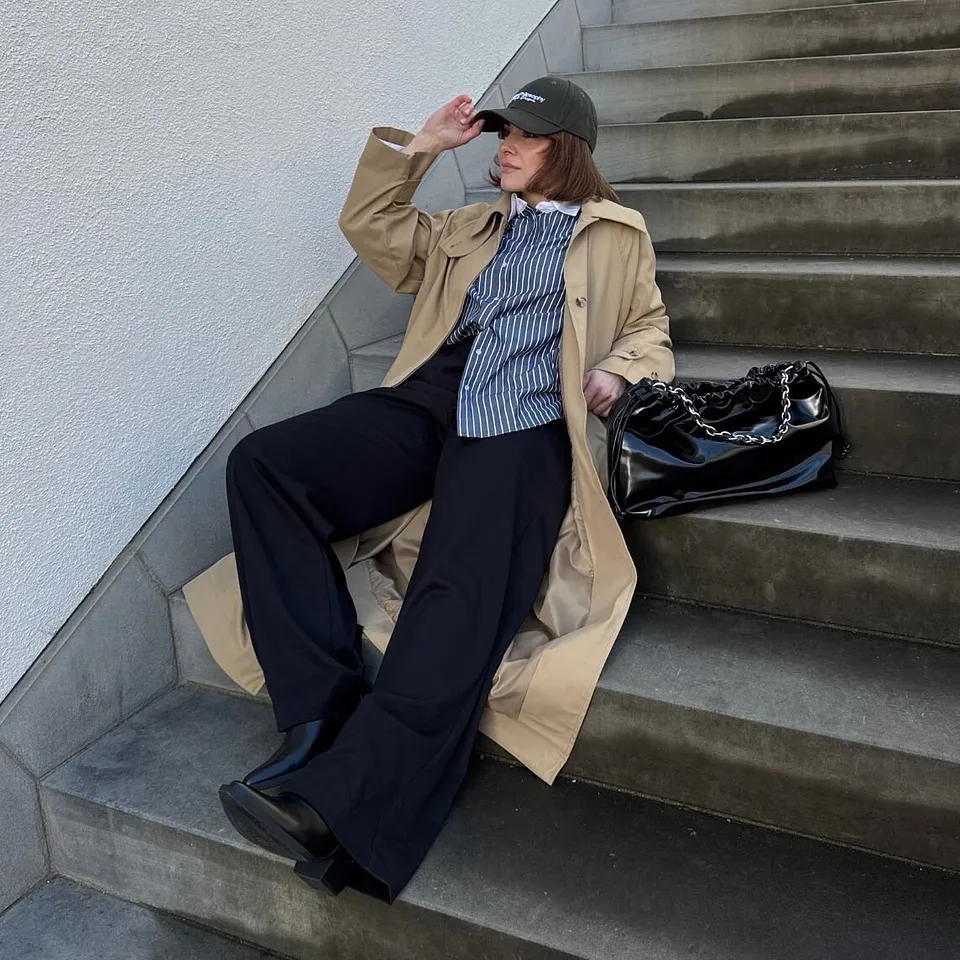 Dame - Kl&aelig;r - Bluser & tunikaer