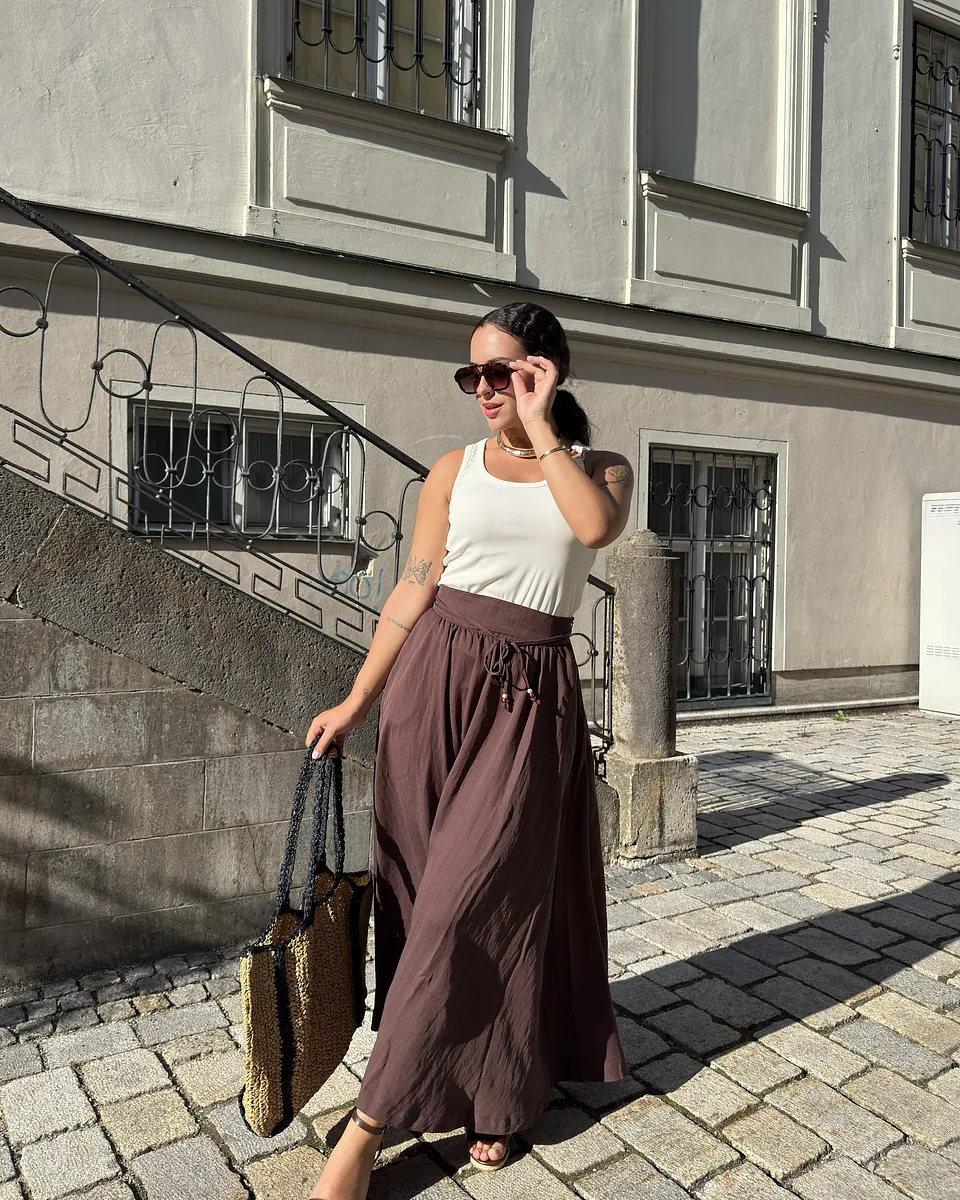 Dame - Kl&aelig;r - Skj&oslash;rt - Maxiskj&oslash;rt