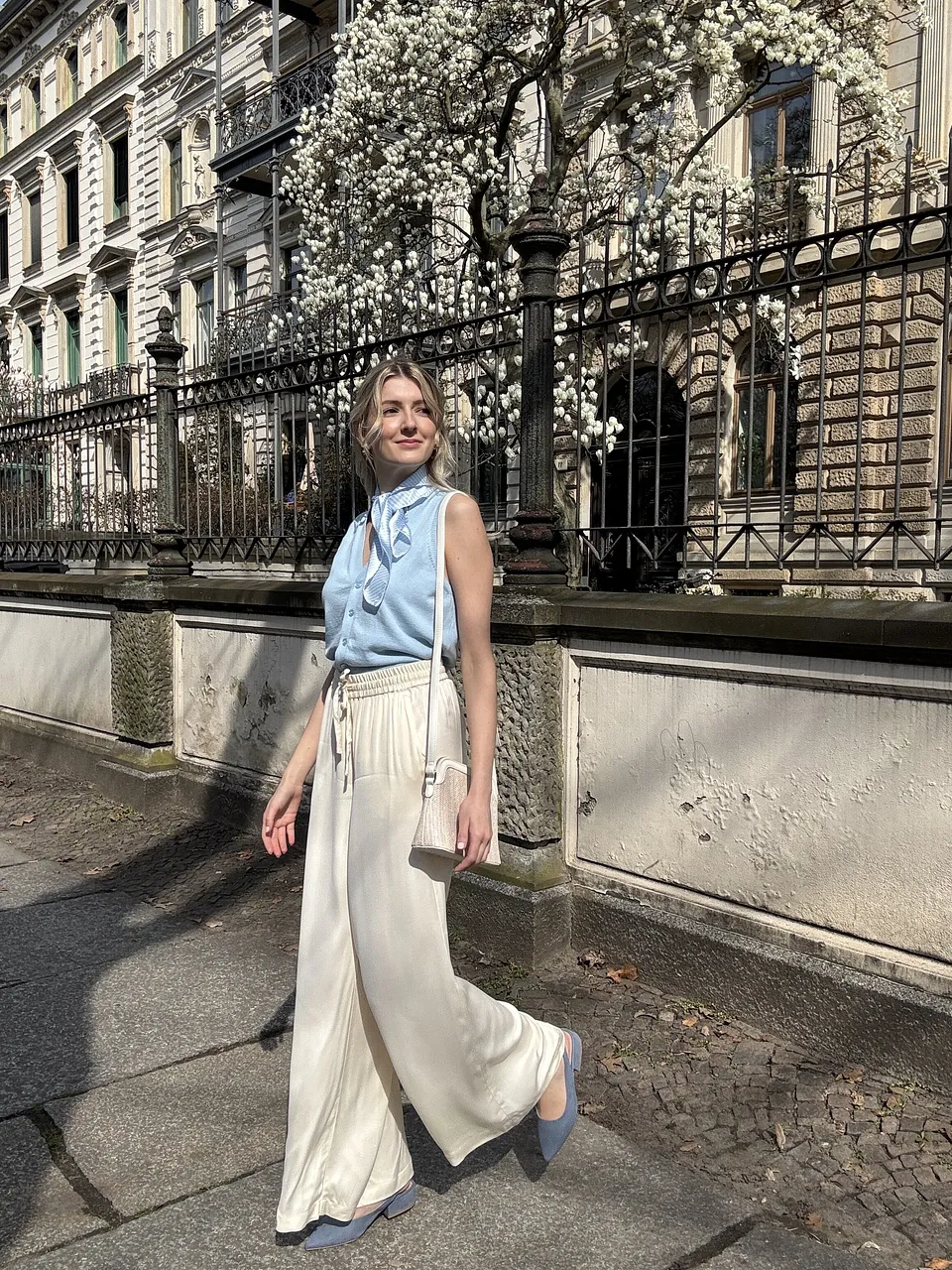 Dame - Kl&aelig;r - Gensere & strikkejakker