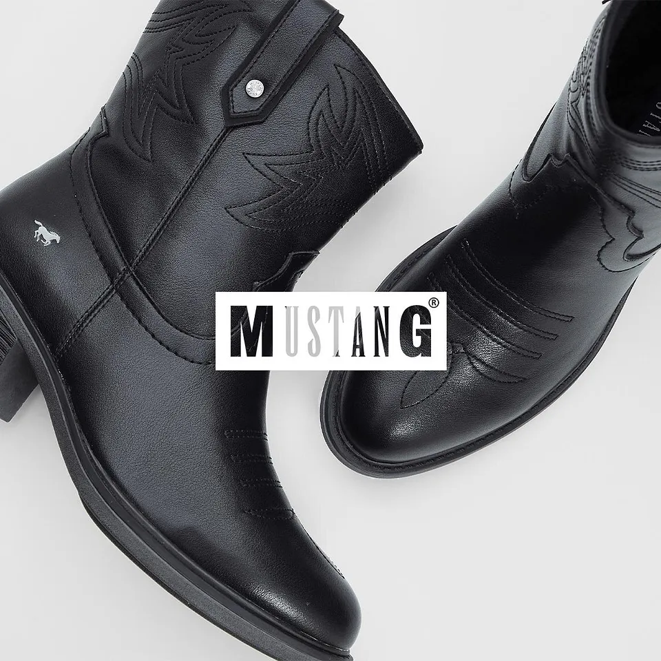 Sorte cowboyboots fra Mustang.