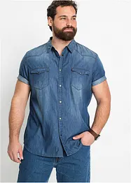 Kortermet jeansskjorte i økologisk bomull, Slim Fit, bonprix