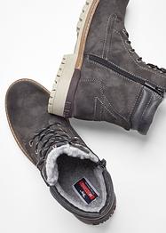 Snøreboots fra Mustang, Mustang