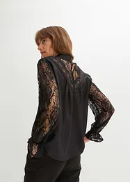 Bluse med blonde, bonprix