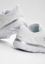 Sneakers med memoryskum fra Skechers, Skechers
