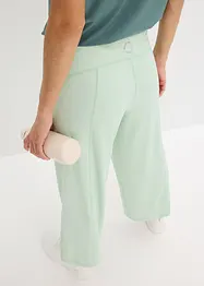 Behagelig capri-treningsbukse med vide ben, bonprix
