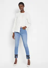 Jeans med broderi, bonprix