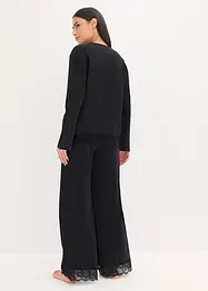Pyjamas med nydelige blonder, bonprix