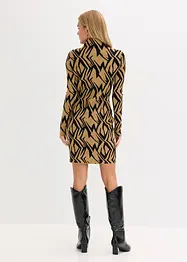 Strikkekjole i figurnær modell med ståkrage, bonprix