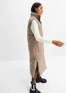 Vattert vest av resirkulert polyester, med avtagbar hette, bonprix