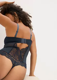 Stringbody i materiale med glans, bonprix