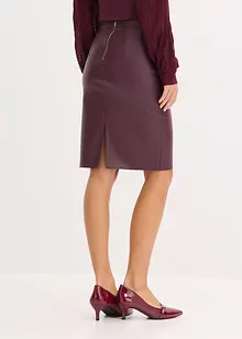 Knelangt skjørt i imitert skinn og smal modell, bonprix