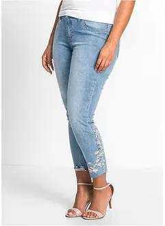 Jeans med broderi, bonprix