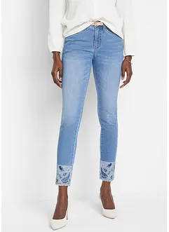 Jeans med broderi, bonprix