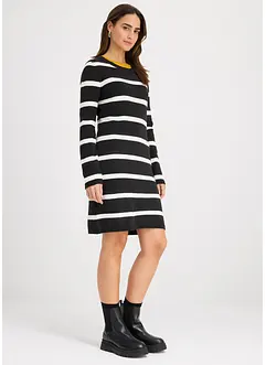 Strikket kjole i figurnær modell, bonprix