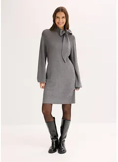 Strikkekjole i myk viskosemiks med sløyfe, bonprix
