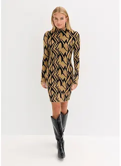 Strikkekjole i figurnær modell med ståkrage, bonprix