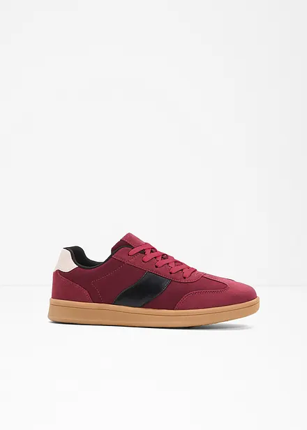 Low sneakers