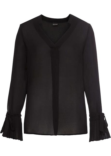 Sløyfe bluse med plissé detaljer Sløyfe bluse med plissé detaljer