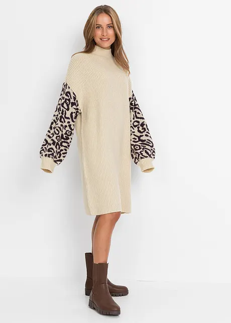 Oversized strikket kjole med leo-mønster, bonprix