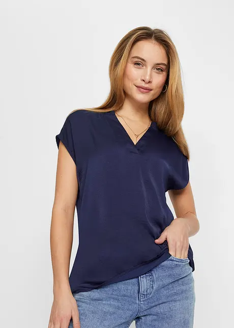 Kortermet satengbluse i ledig modell med lave skuldersømmer, bonprix