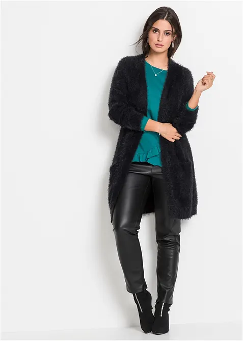 Lang strikkejakke i  fluffy stil, bonprix