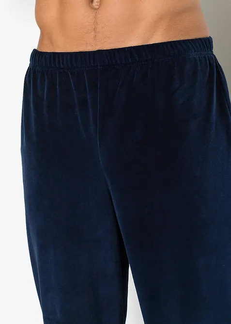 Pyjamas av mykt fløyelsmateriale med lange ermer, bonprix