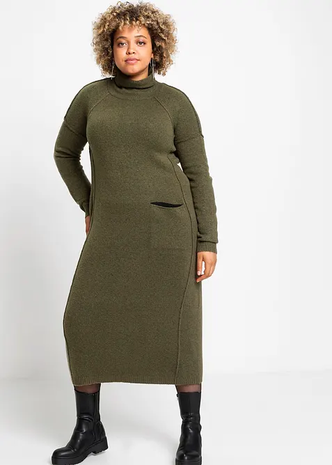 Strikket kjole med høy, vid hals, bonprix