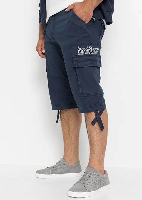 Bermudashorts i lang modell med stretch og cargolommer, Regular Fit, bonprix