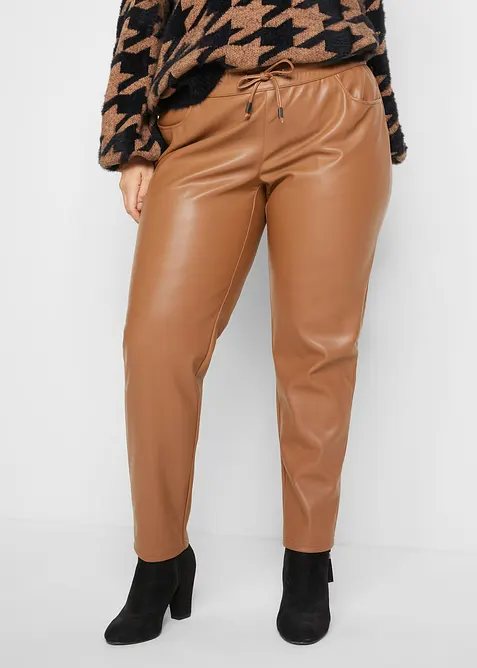 Pull on-bukse i imitert skinn, bonprix