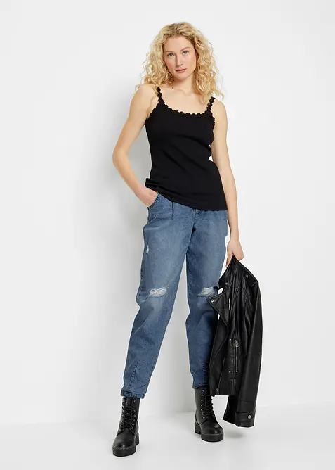 Ribbet topp med blondekant, bonprix