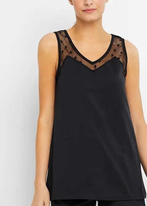 Kort pyjamas med nydelige, innfelte blonder, bonprix