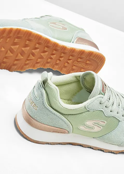 Sneakers med memoryskum fra Skechers, Skechers