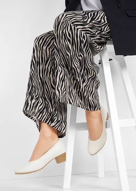 Komfort-pumps i behagelig bredde fra Jana, Jana