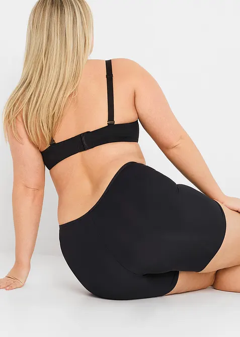 Sykkelshorts i kj&oslash;lende materiale med "anti gnisse"-effekt, bonprix