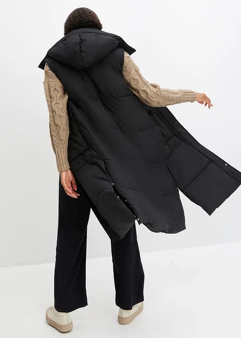 Vattert vest av resirkulert polyester, med avtagbar hette, bonprix