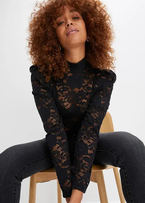 Figurn&aelig;r, langermet topp med blonder, bonprix