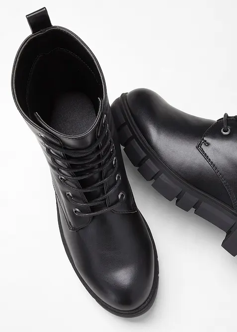 Snøreboots med profilerte såler, bonprix