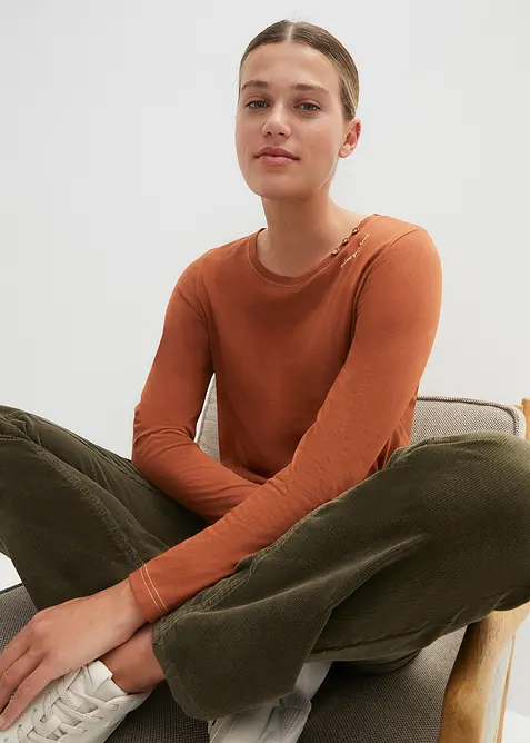 Langermet topp med dekorknapper, bonprix