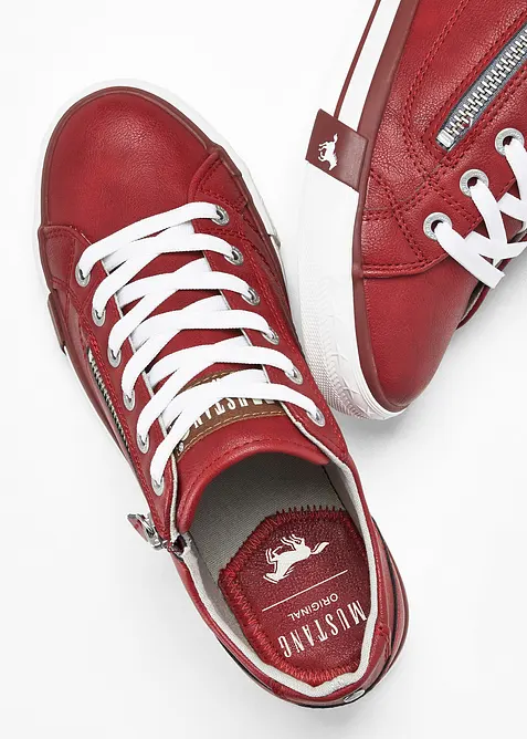 Sneakers fra Mustang med glidel&aring;s, Mustang