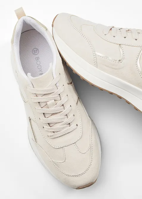 Sneakers med metallic-detaljer, bonprix