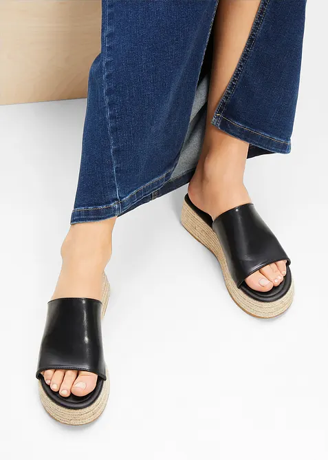 Slip-in plat&aring;sandaler i bastlook, bonprix