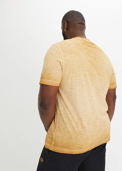 Kortermet bestefartr&oslash;ye i 100% &oslash;kologisk bomull i vasket look, bonprix