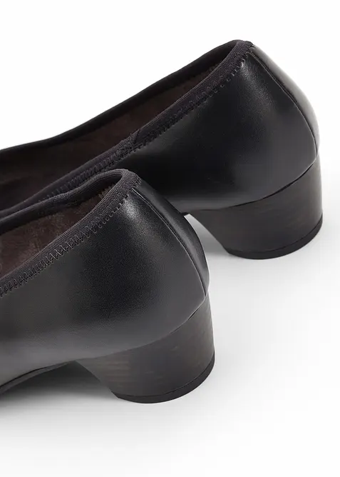 Komfort-pumps i behagelig bredde fra Jana, Jana