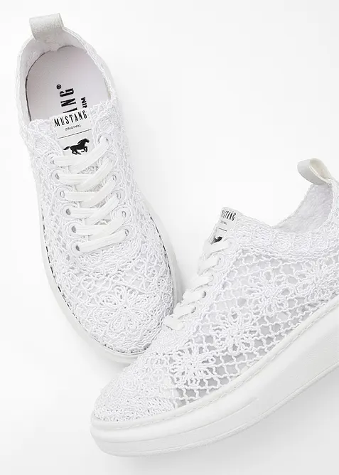 Platåsneakers fra Mustang, Mustang