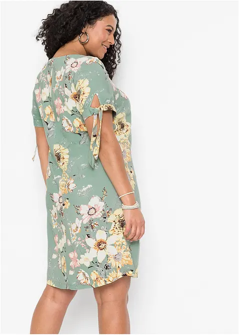 Kjole i lett viskose, bonprix